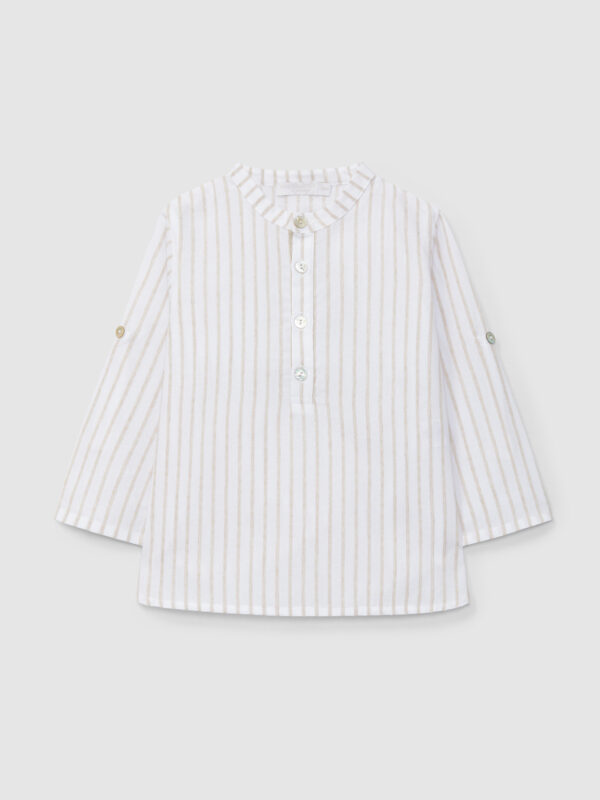 Camisa gola mao riscas em relevo