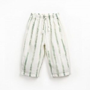 Calça de tecido com estampado de riscas