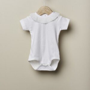 Body colorido de manga curta com folho