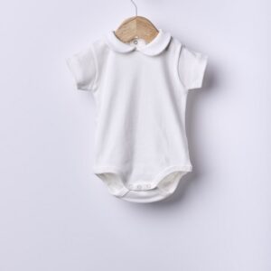 Body de manga curta com gola redonda