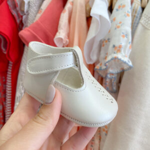 Sapato trabalhado pele pérola Cuquito