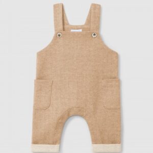 Jardineiras em malha de espinha com bolsos