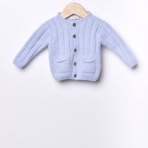 Casaco tricotado em lã merino