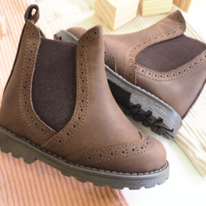 Bota com elástico pele castanha escura Mania do Pé