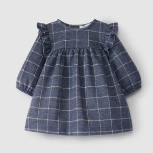 Vestido em malha com quadricula e detalhe de folho