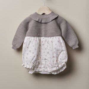 Fofo de manga comprida com tecido florido