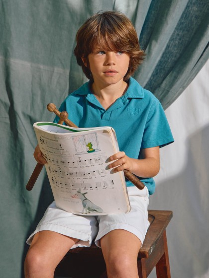 Calções em sarja com detalhes em cor contraste - Image 4