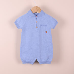 Fofo polo de manga curta tricotado em algodão orgânico