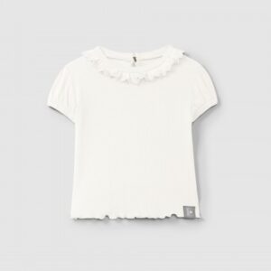 T-shirt em malha canelada com gola bordado inglês